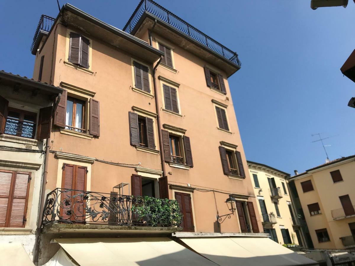 Anfite Apartments Aleardi Peschiera del Garda Buitenkant foto