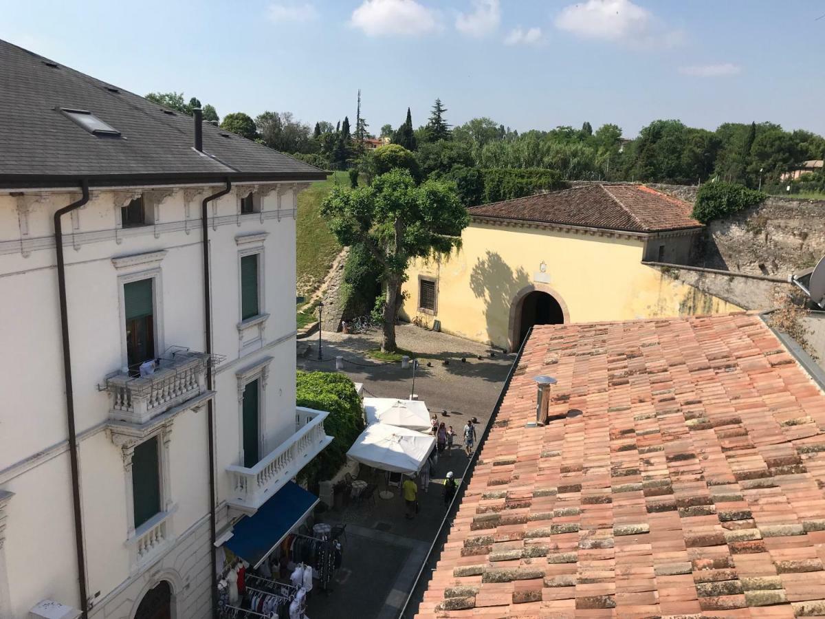 Anfite Apartments Aleardi Peschiera del Garda Buitenkant foto