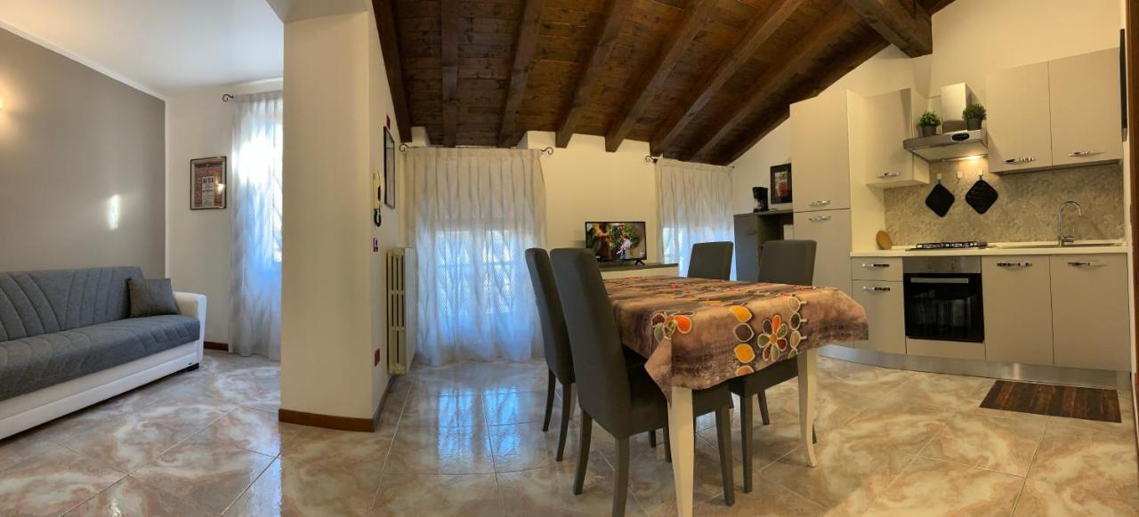 Anfite Apartments Aleardi Peschiera del Garda Buitenkant foto